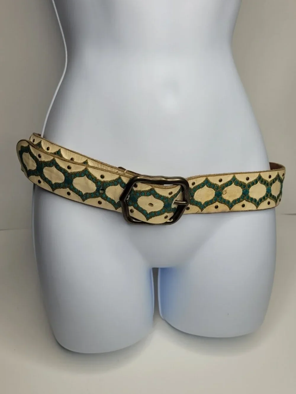 Lucky Brand cream green geometric embroidered boho soho western belt size xl